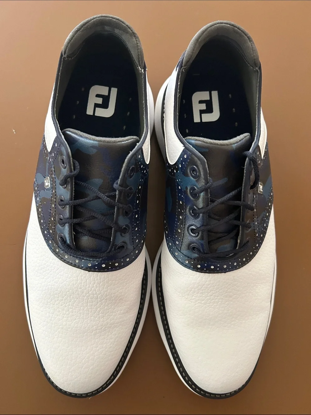 FootJoy Men’s Traditional Blucher Golf Shoes 11 Wide